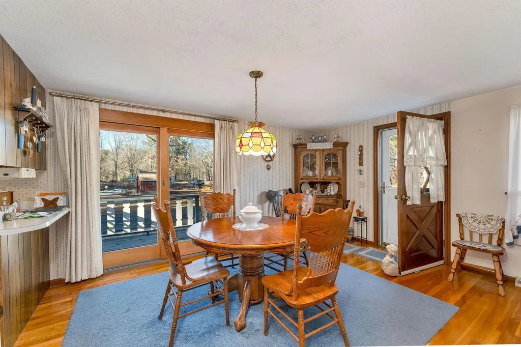 236 Mallego Road Barrington NH 03825