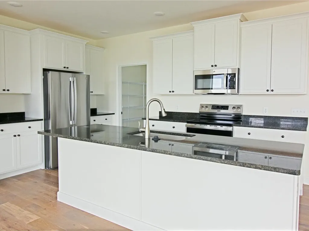 173 Leo Lane South Burlington VT 05403