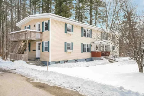 74 High Street Goffstown NH 03045