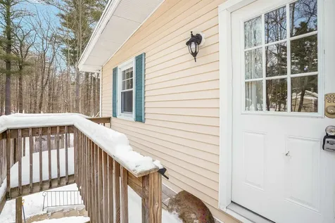 74 High Street Goffstown NH 03045