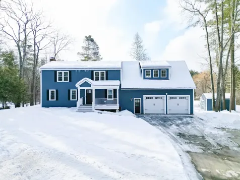 8 Meserve Road Durham NH 03824