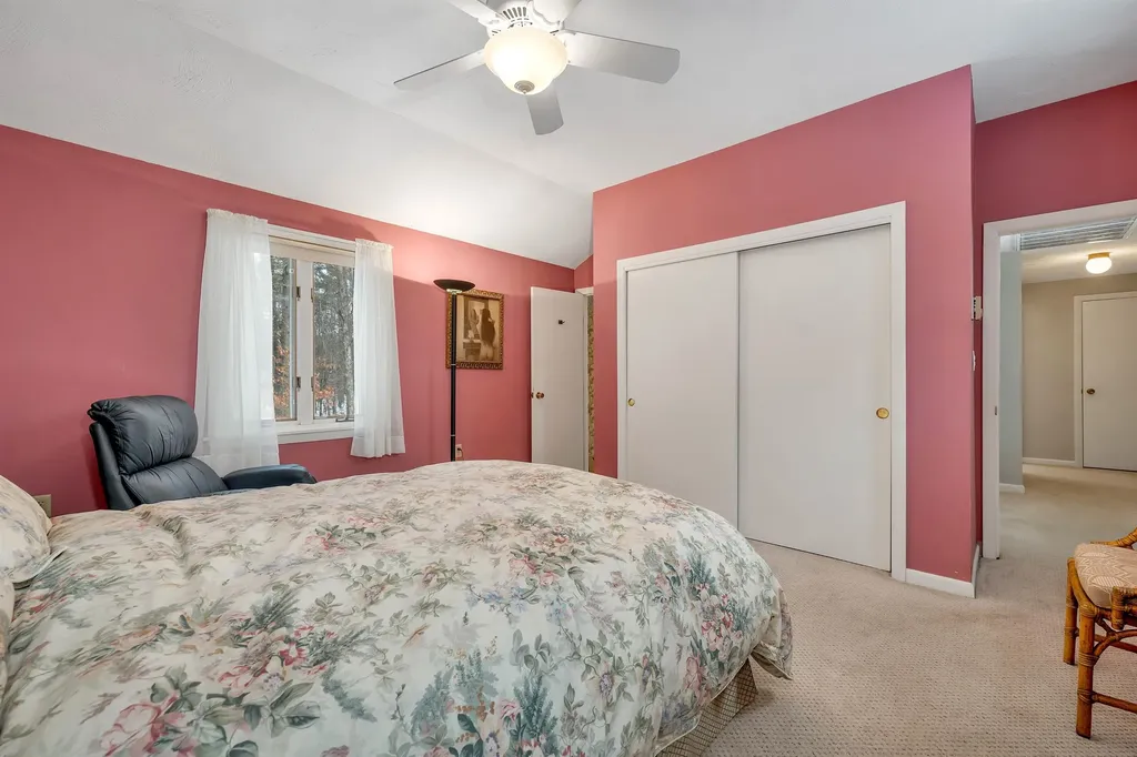 13 Park Street Windham NH 03087