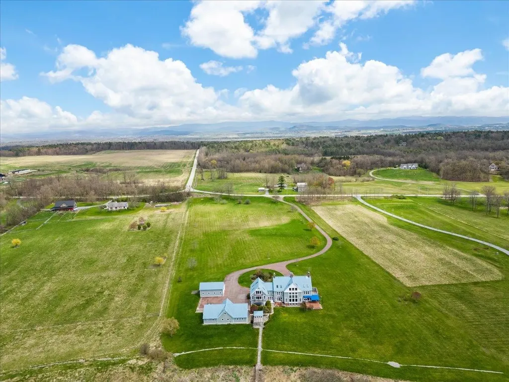 30 Lake Road Panton VT 05491