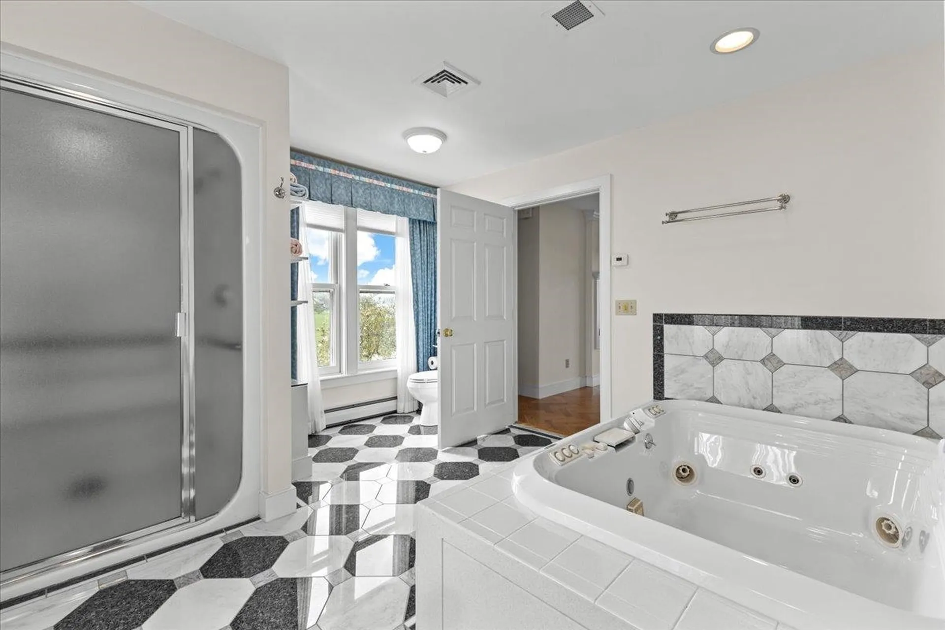 30 Lake Road Panton VT 05491