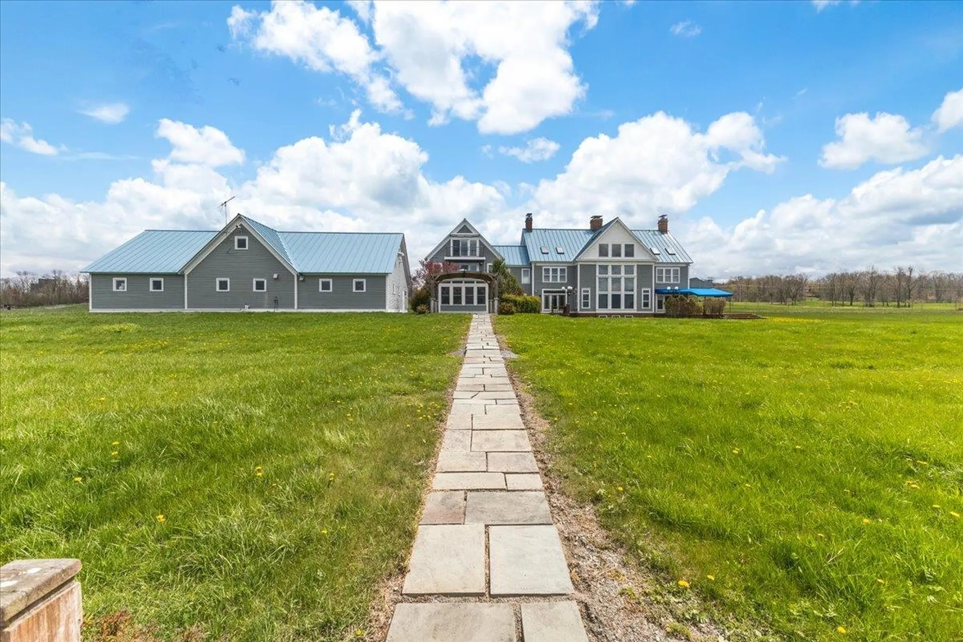 30 Lake Road Panton VT 05491