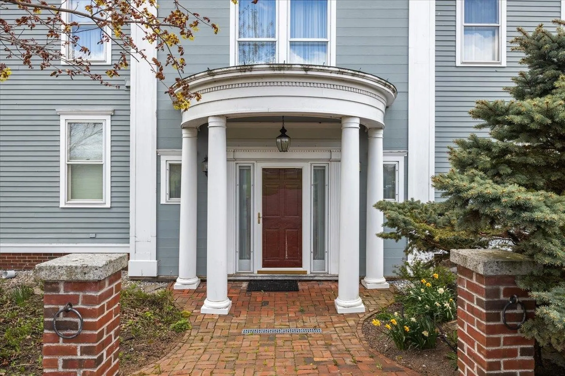 30 Lake Road Panton VT 05491