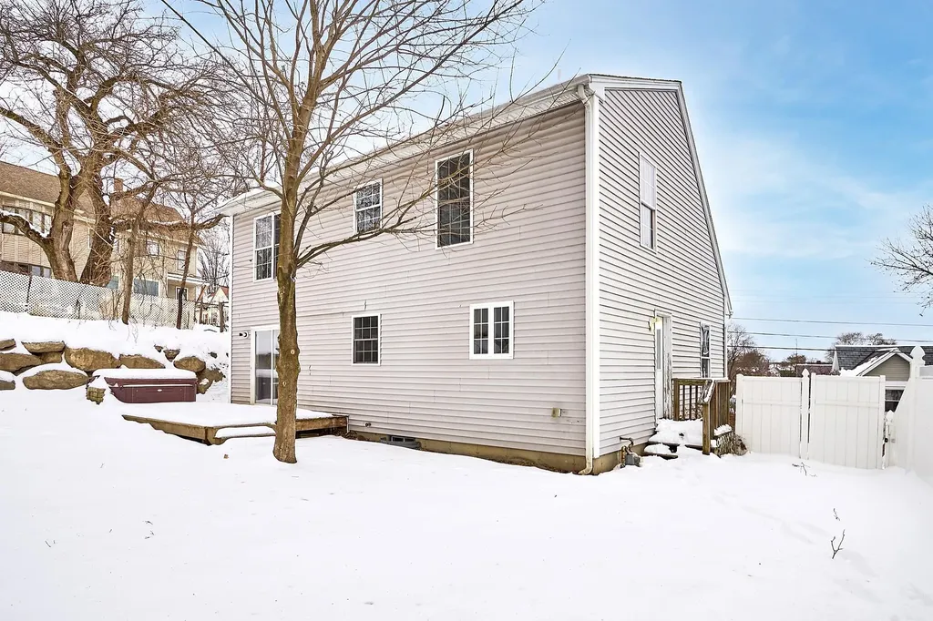 46 Cross Street Nashua NH 03064