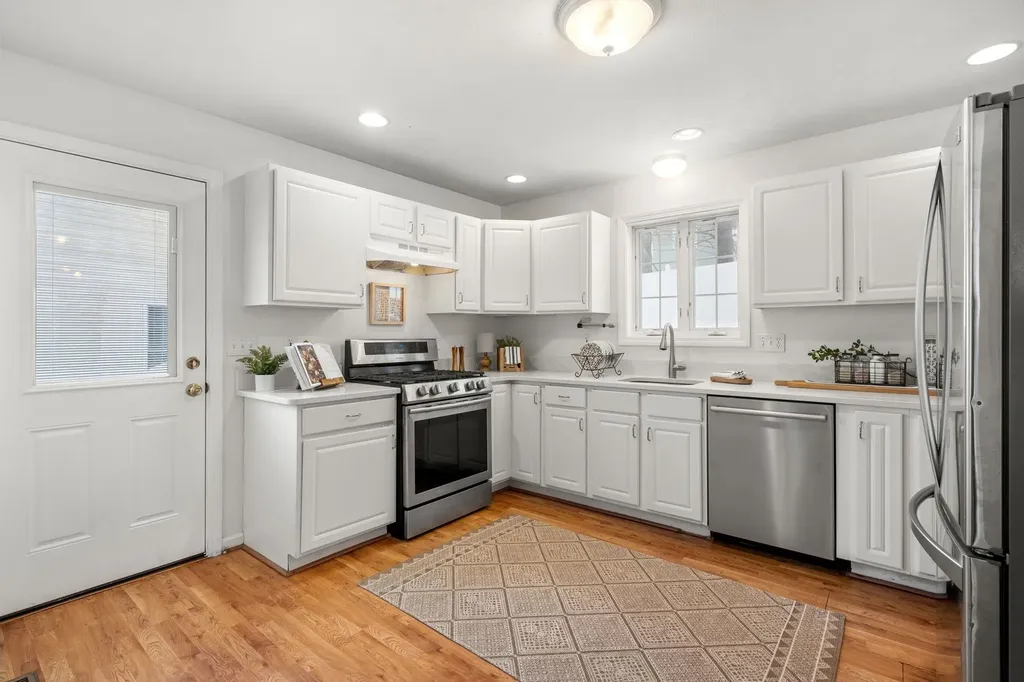 46 Cross Street Nashua NH 03064