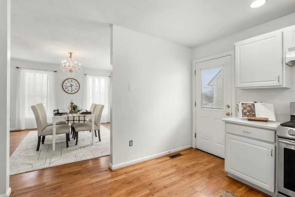 46 Cross Street Nashua NH 03064