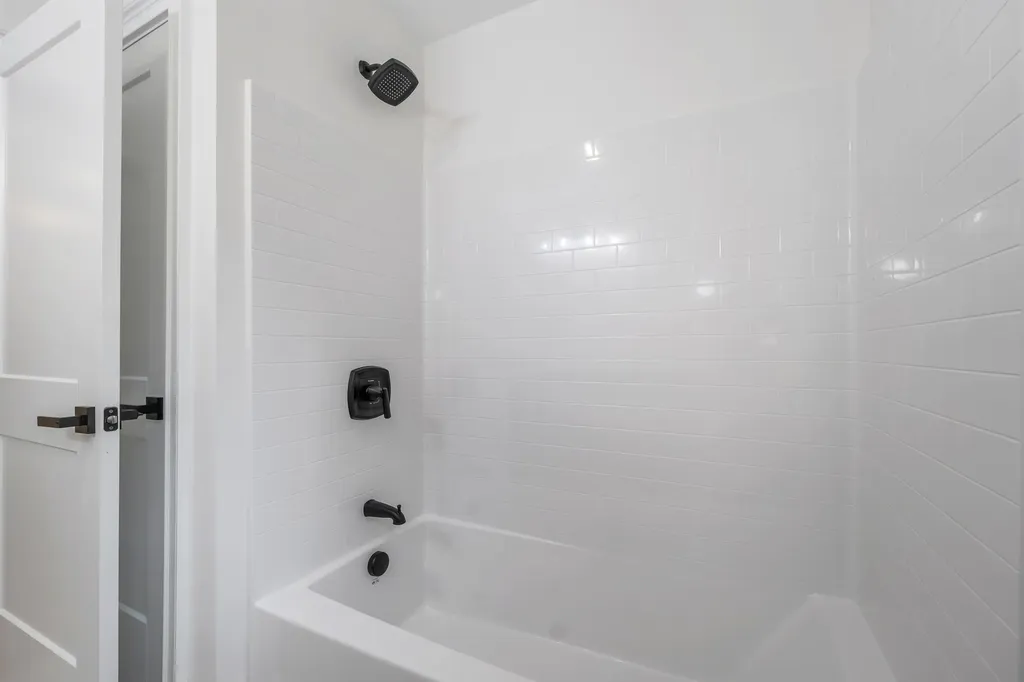 127 Kaime Road Chichester NH 03258