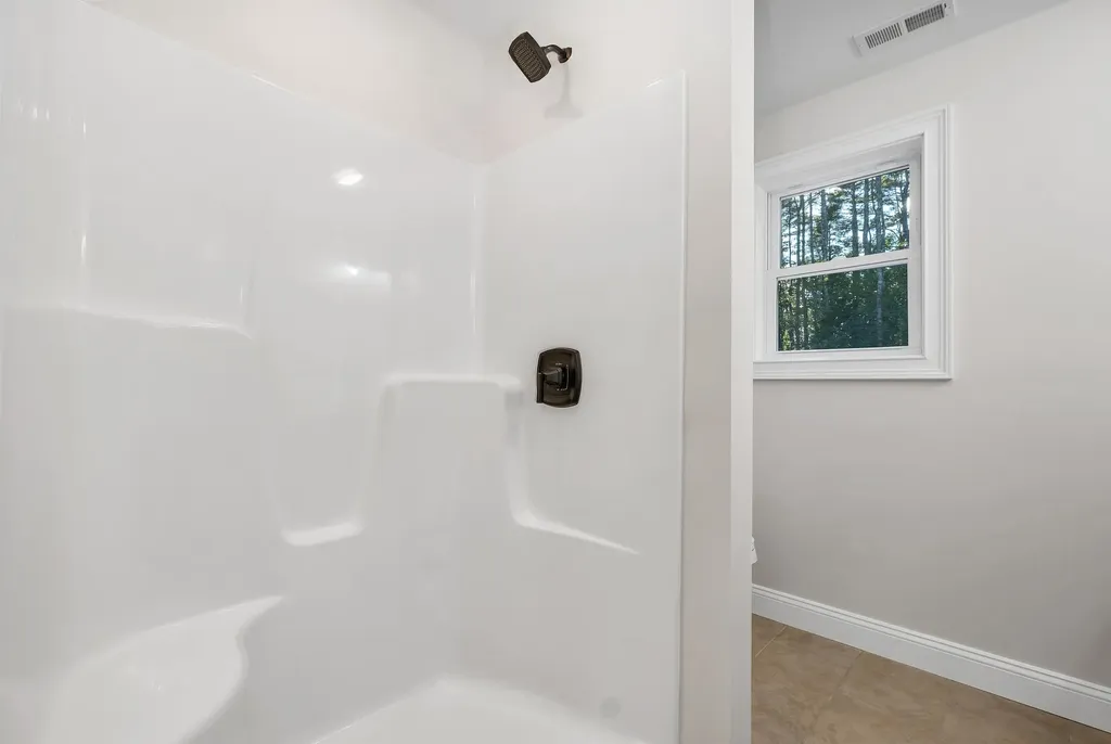 127 Kaime Road Chichester NH 03258