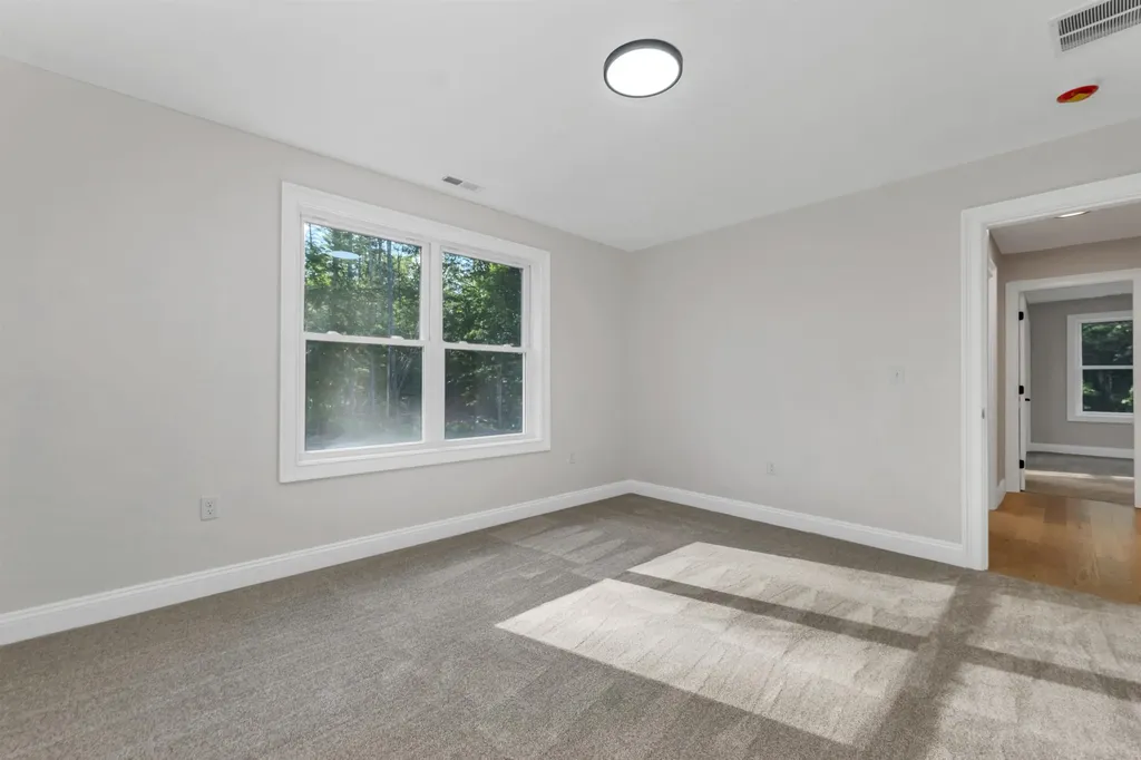 127 Kaime Road Chichester NH 03258