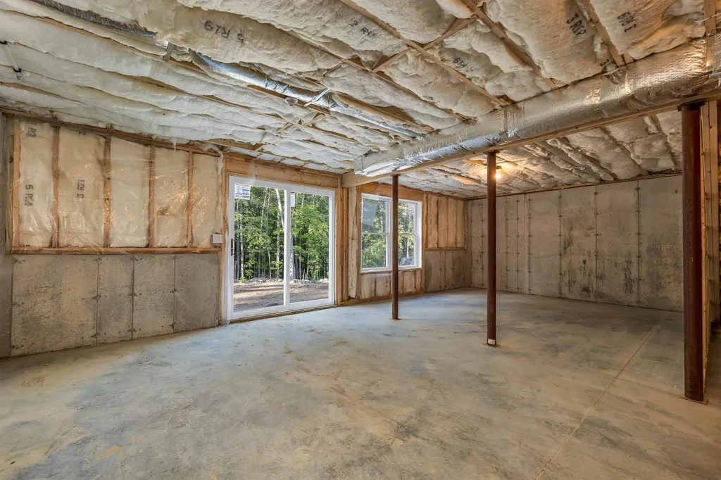 127 Kaime Road Chichester NH 03258