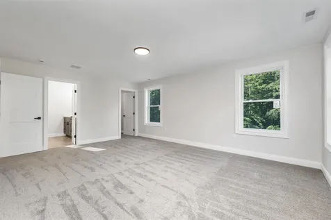 127 Kaime Road Chichester NH 03258