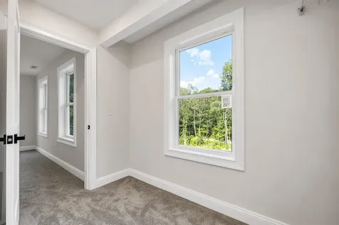 127 Kaime Road Chichester NH 03258