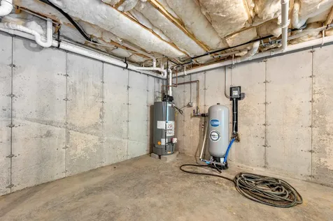 127 Kaime Road Chichester NH 03258