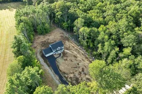 127 Kaime Road Chichester NH 03258