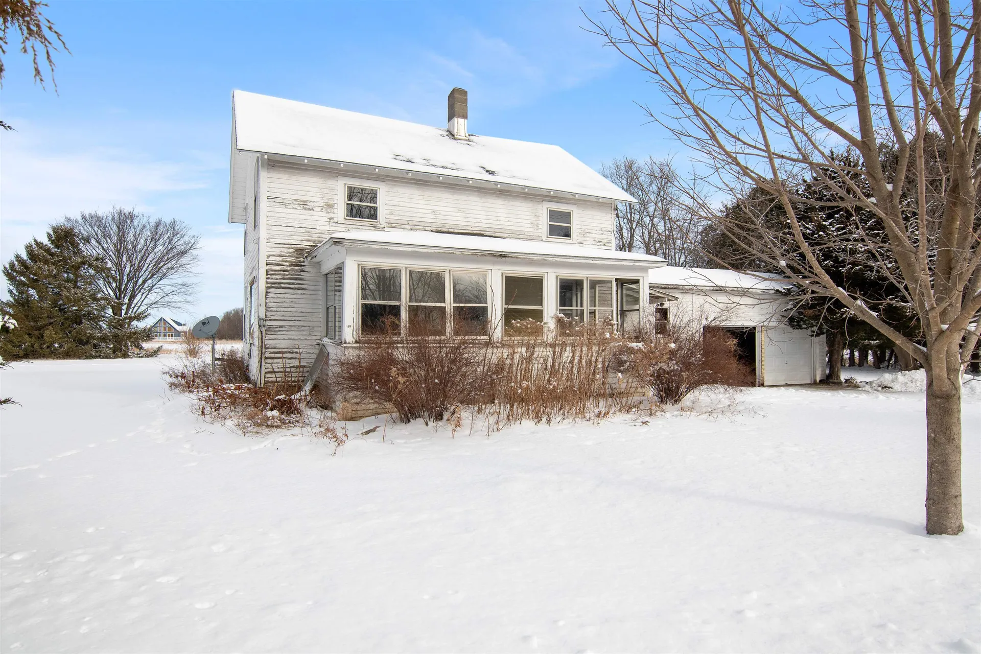 82 Allen Road Grand Isle VT 05458-2011