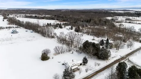 82 Allen Road Grand Isle VT 05458-2011