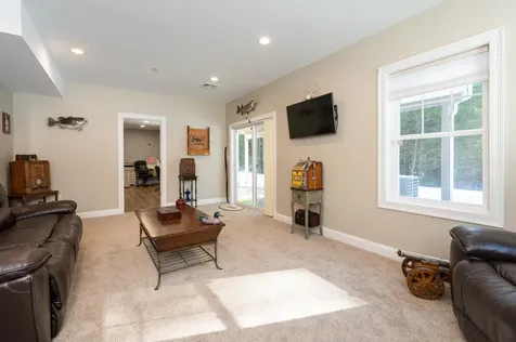 254 Villager Road Chester NH 03036