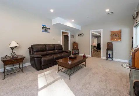 254 Villager Road Chester NH 03036