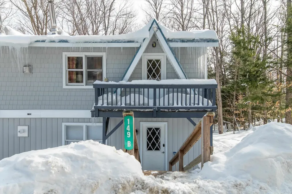 149 Upper Crossroad Ludlow VT 05149