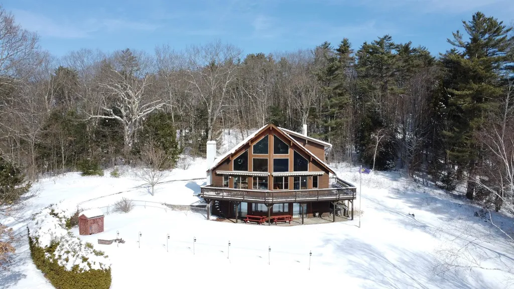 217 Winsor Drive Hartford VT 05001