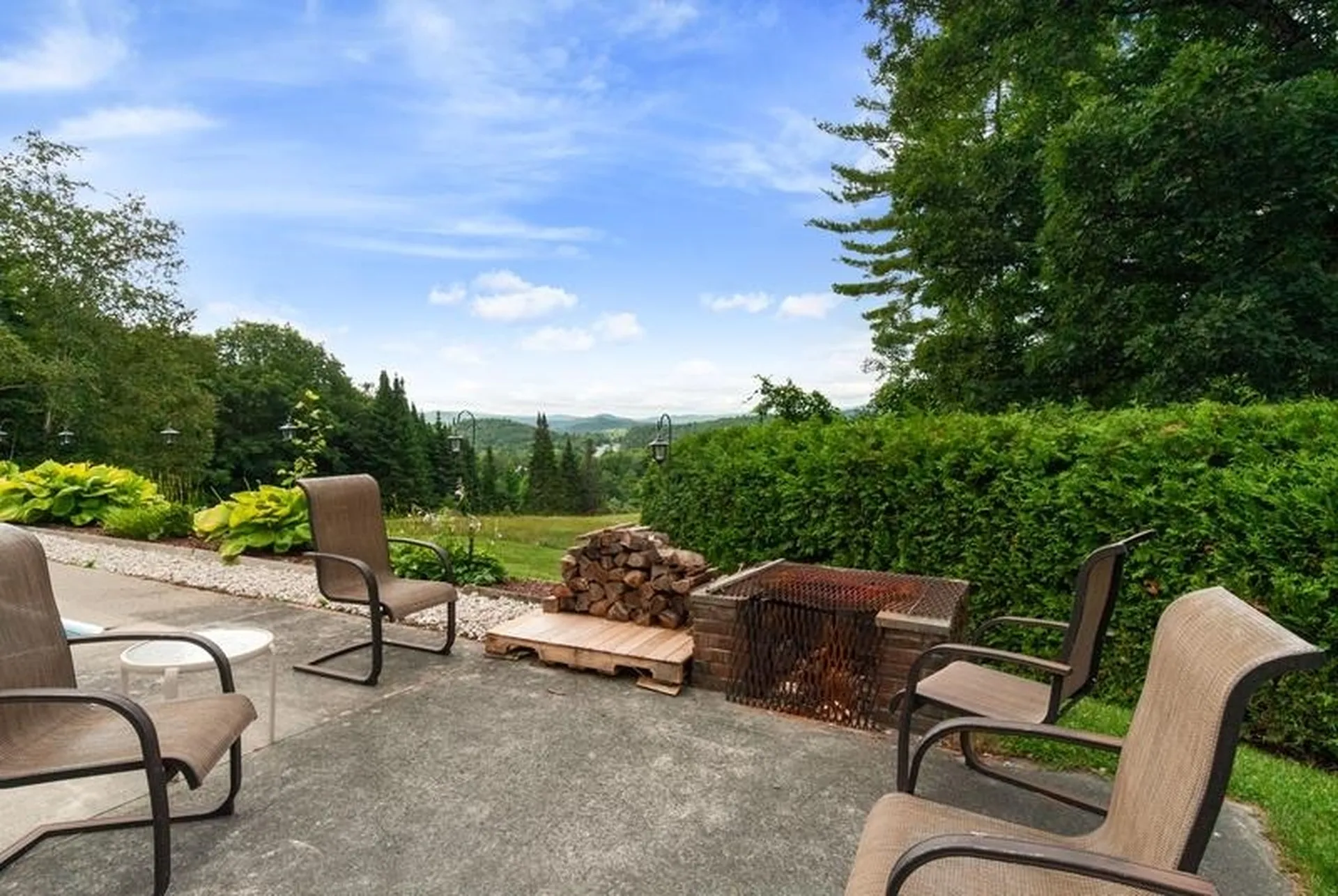 217 Winsor Drive Hartford VT 05001