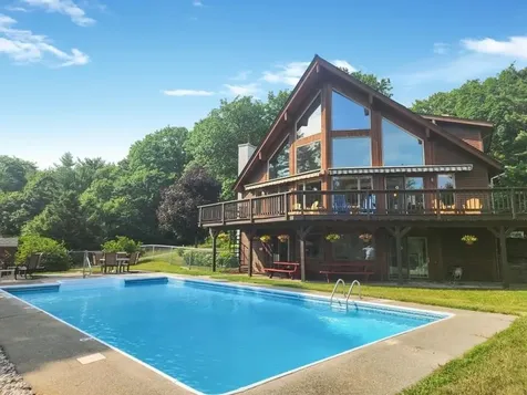 217 Winsor Drive Hartford VT 05001