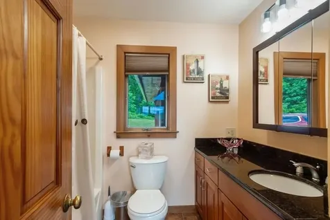 217 Winsor Drive Hartford VT 05001