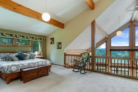 217 Winsor Drive Hartford VT 05001