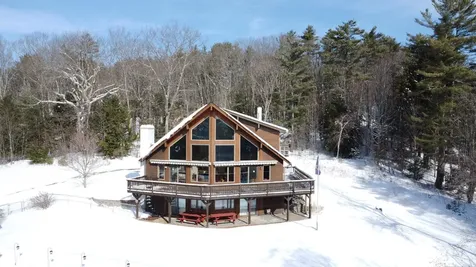 217 Winsor Drive Hartford VT 05001