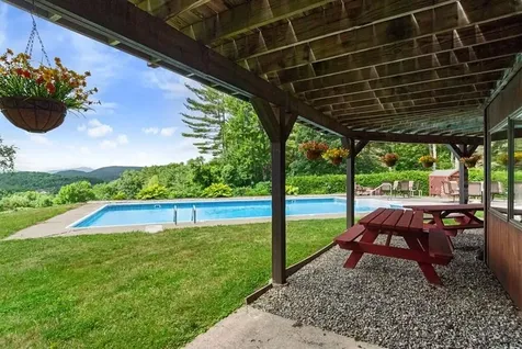 217 Winsor Drive Hartford VT 05001