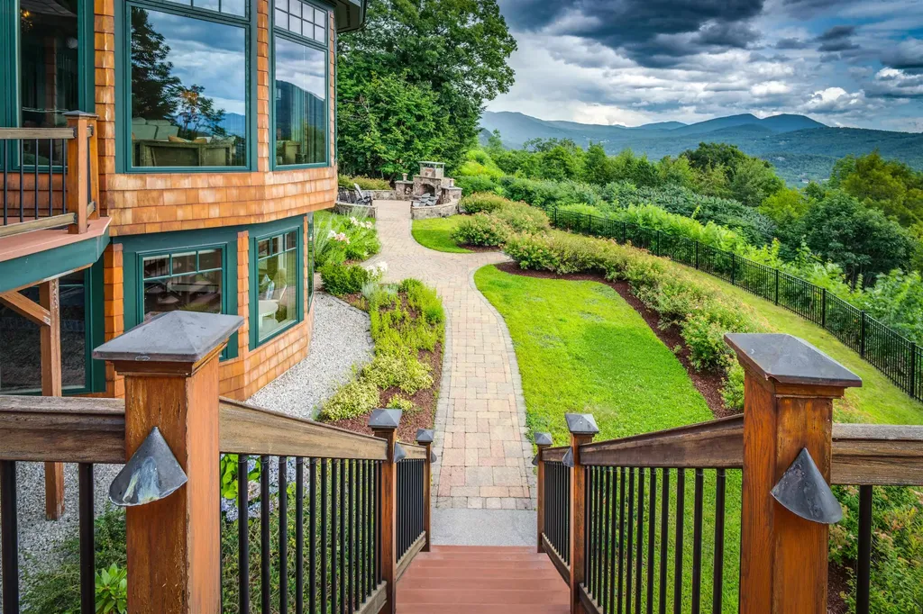 45 Birch Ledge Road Bartlett NH 03838