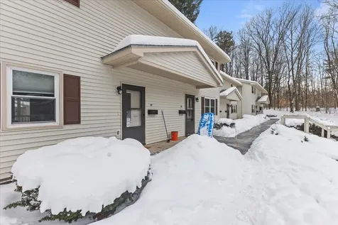 86 Pinecrest Drive Essex VT 05452