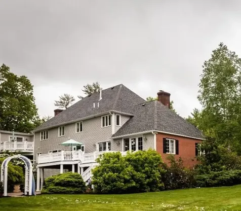 5 Pembroke Way Bedford NH 03110