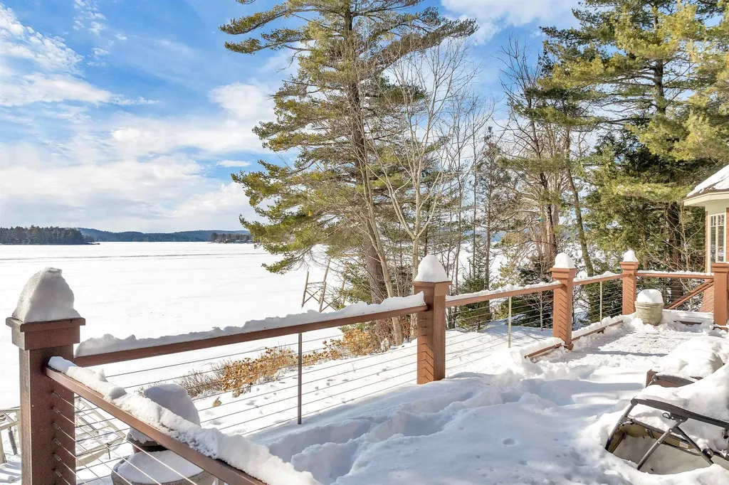 40 Boathouse Road Moultonborough NH 03254