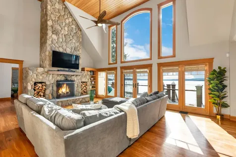 40 Boathouse Road Moultonborough NH 03254