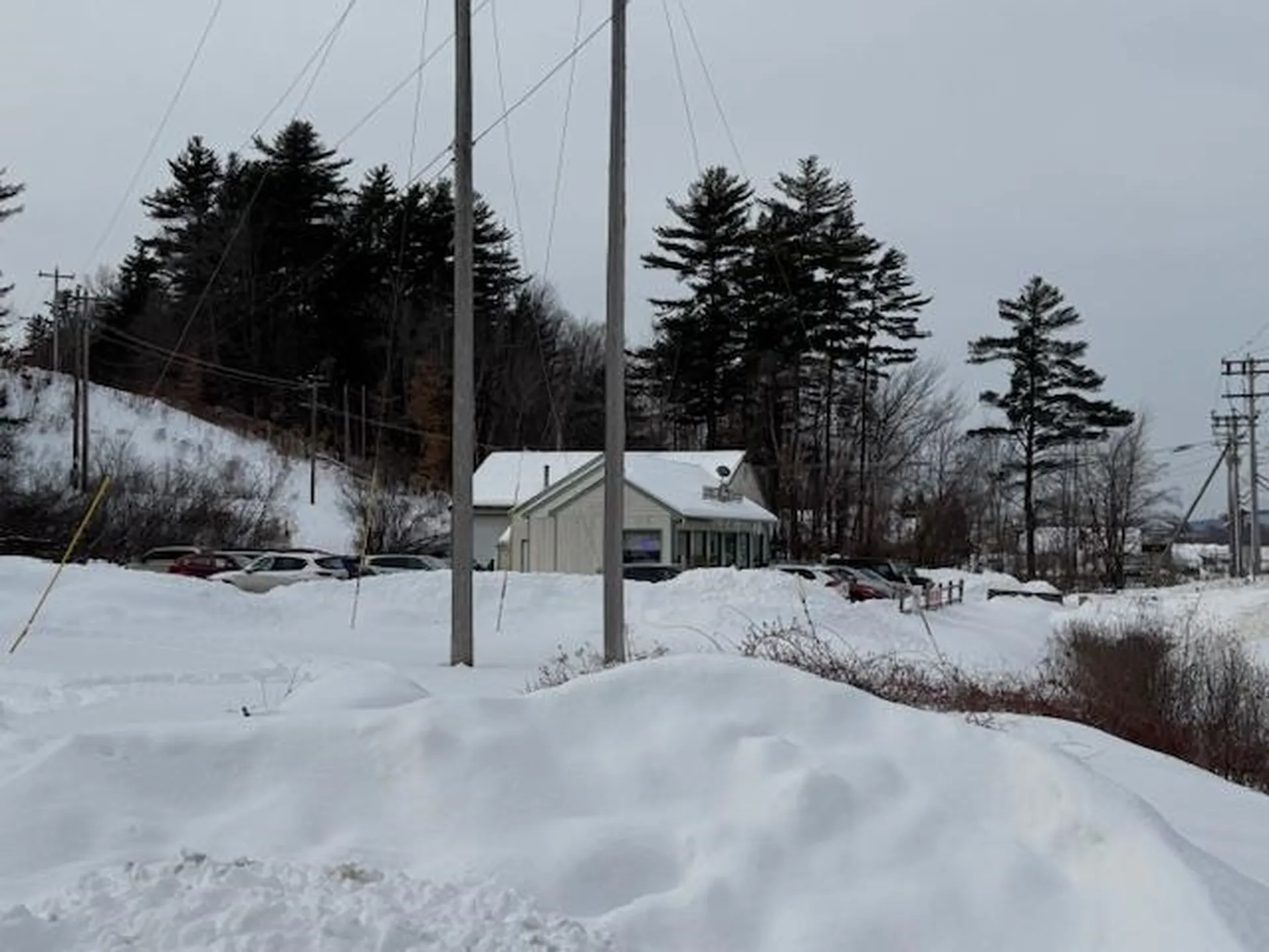 1457 Lake Shore Road Gilford NH 03249