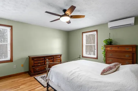 36 Church Street Barrington NH 03825