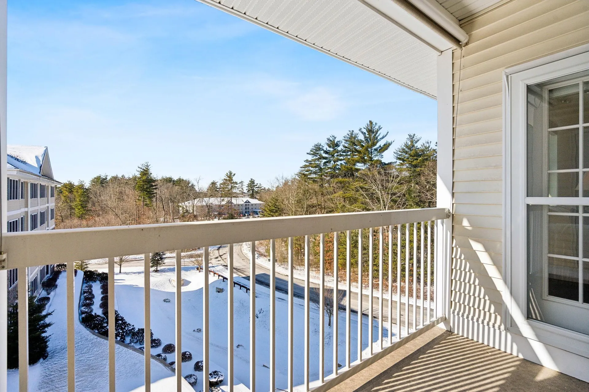 12 Braemoor Woods Road Salem NH 03079