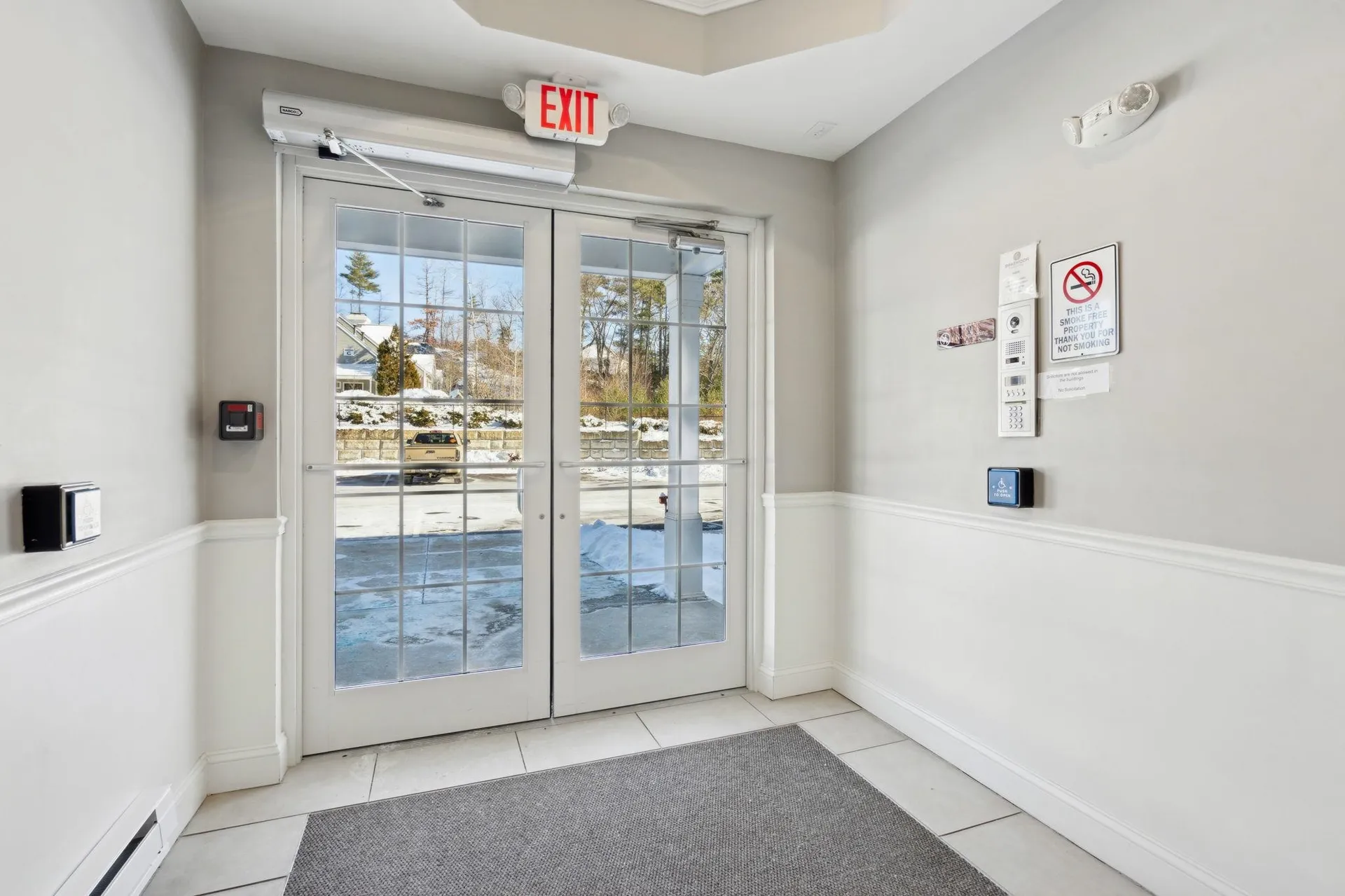 12 Braemoor Woods Road Salem NH 03079