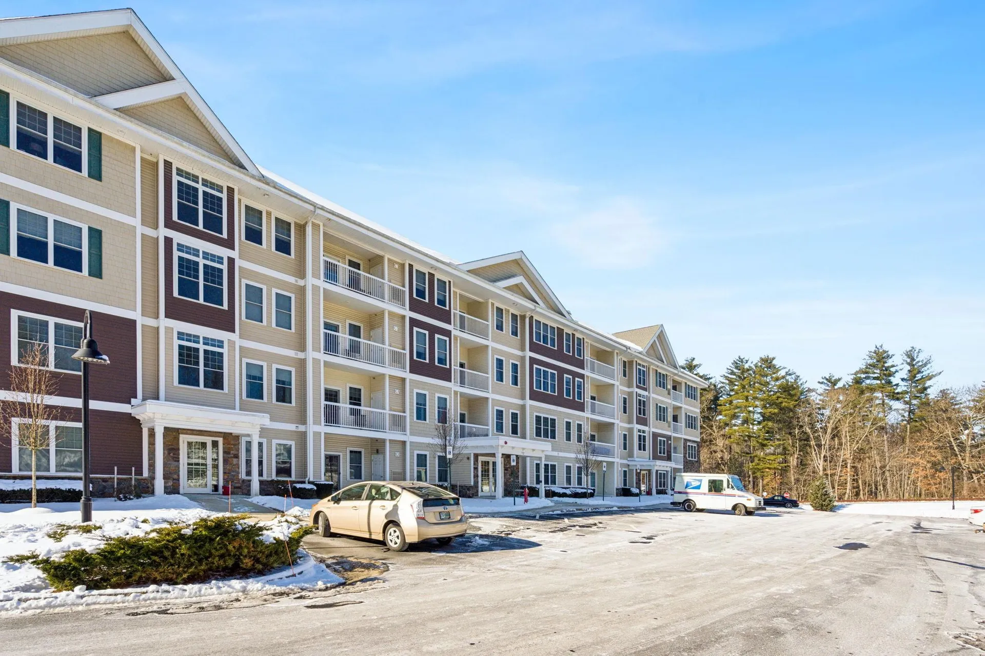 12 Braemoor Woods Road Salem NH 03079