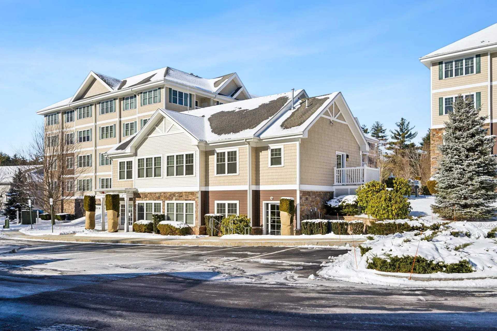 12 Braemoor Woods Road Salem NH 03079