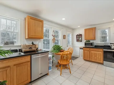 58 Arch Street Keene NH 03431