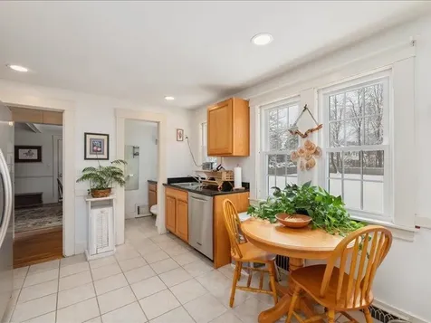 58 Arch Street Keene NH 03431