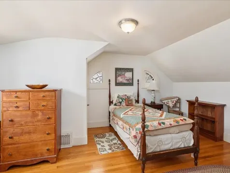 58 Arch Street Keene NH 03431
