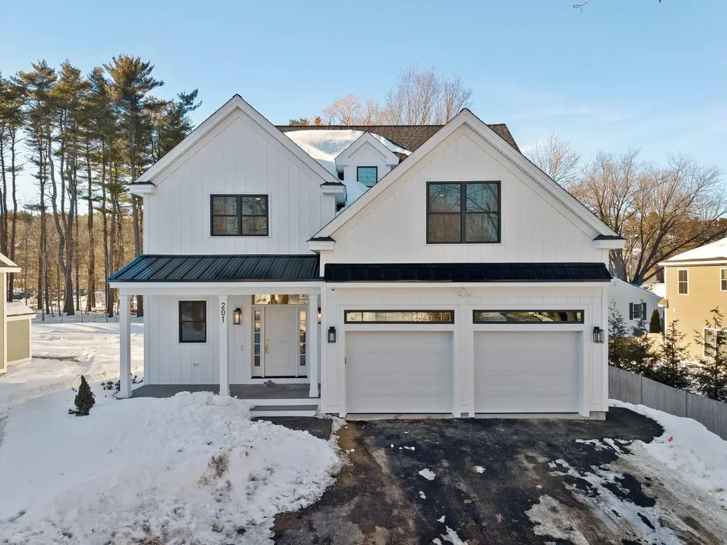 201 Kearsarge Way Portsmouth NH 03801