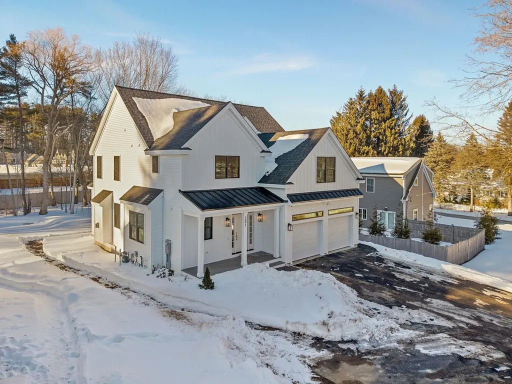 201 Kearsarge Way Portsmouth NH 03801