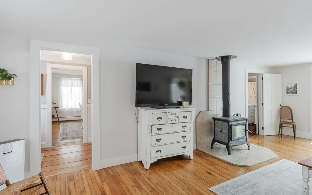 25 Church Street Marlow NH 03456